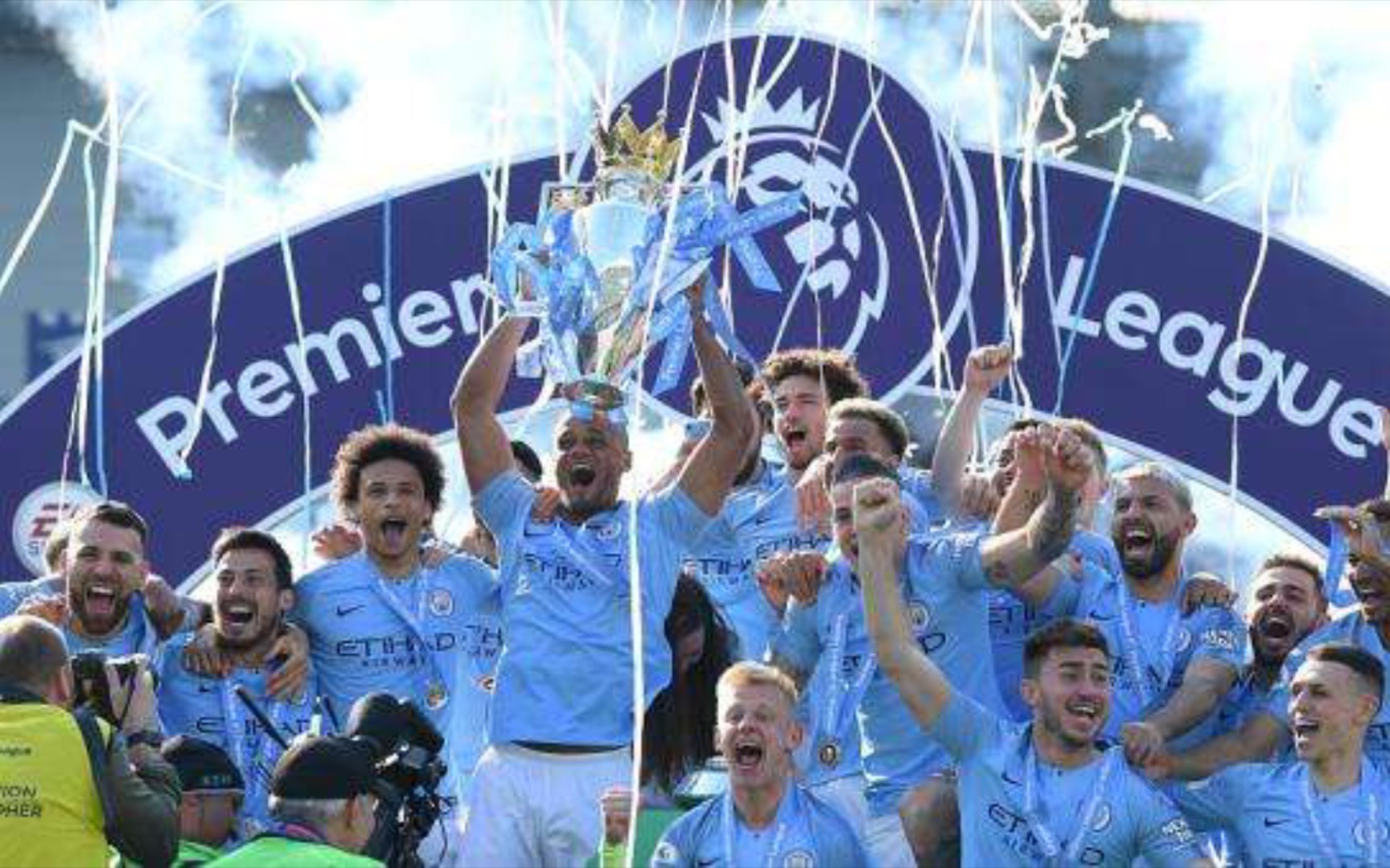 更被誉为亚 更被誉为亚